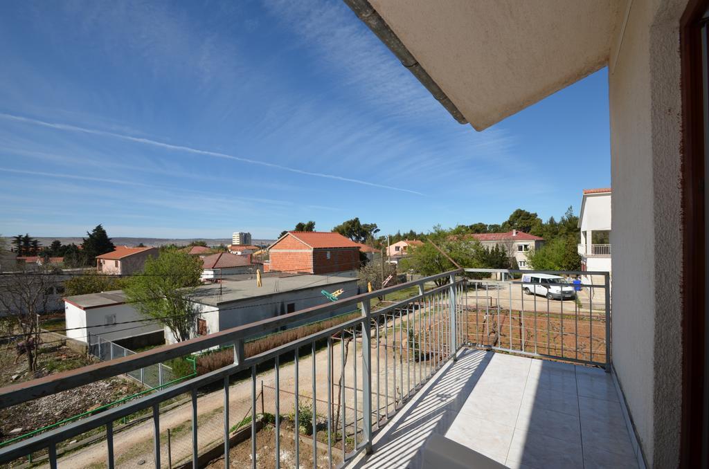 Apartments Cico Starigrad Paklenica Exterior photo
